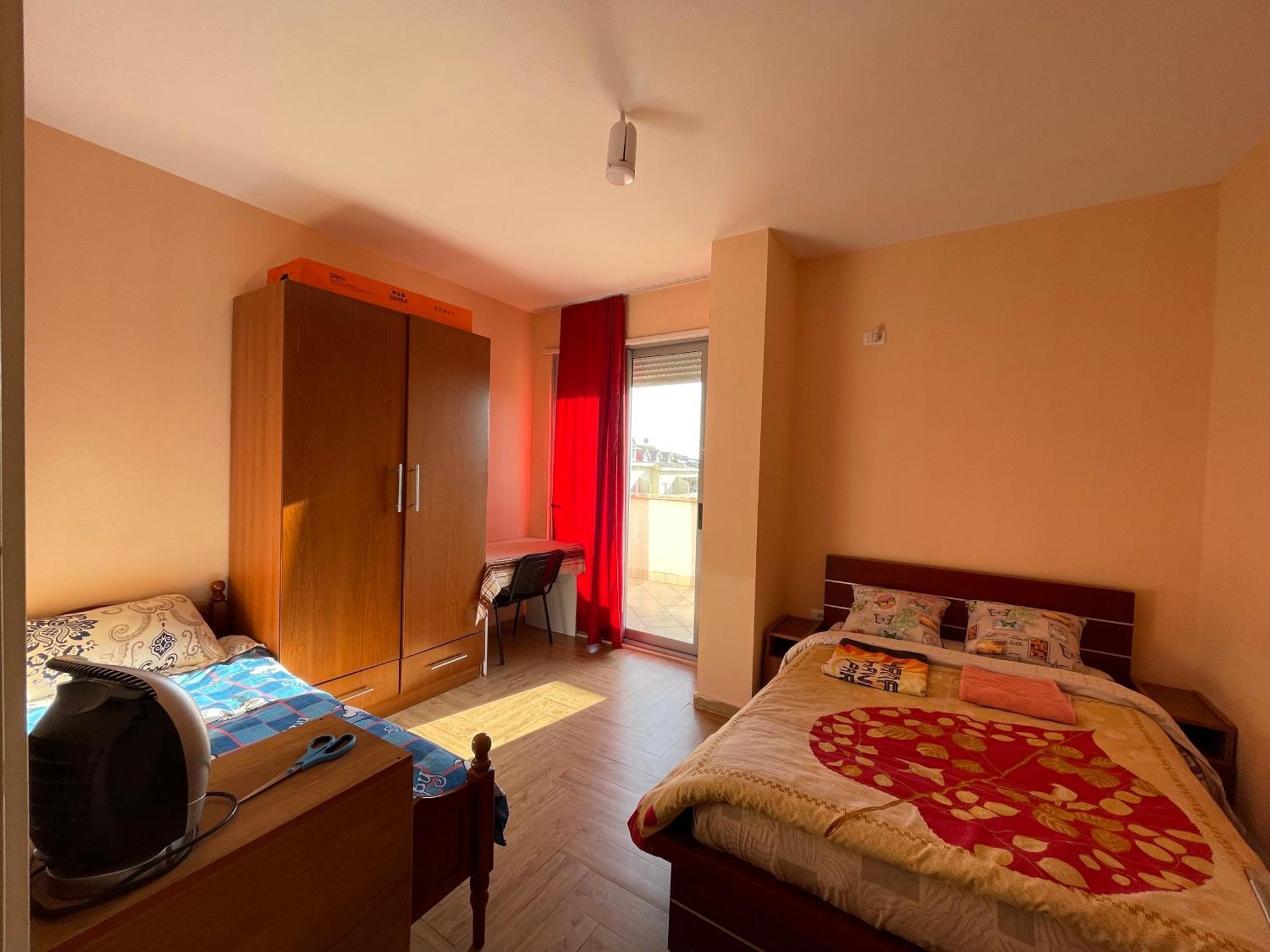 B&B - Private Rooms Tiran Oda fotoğraf